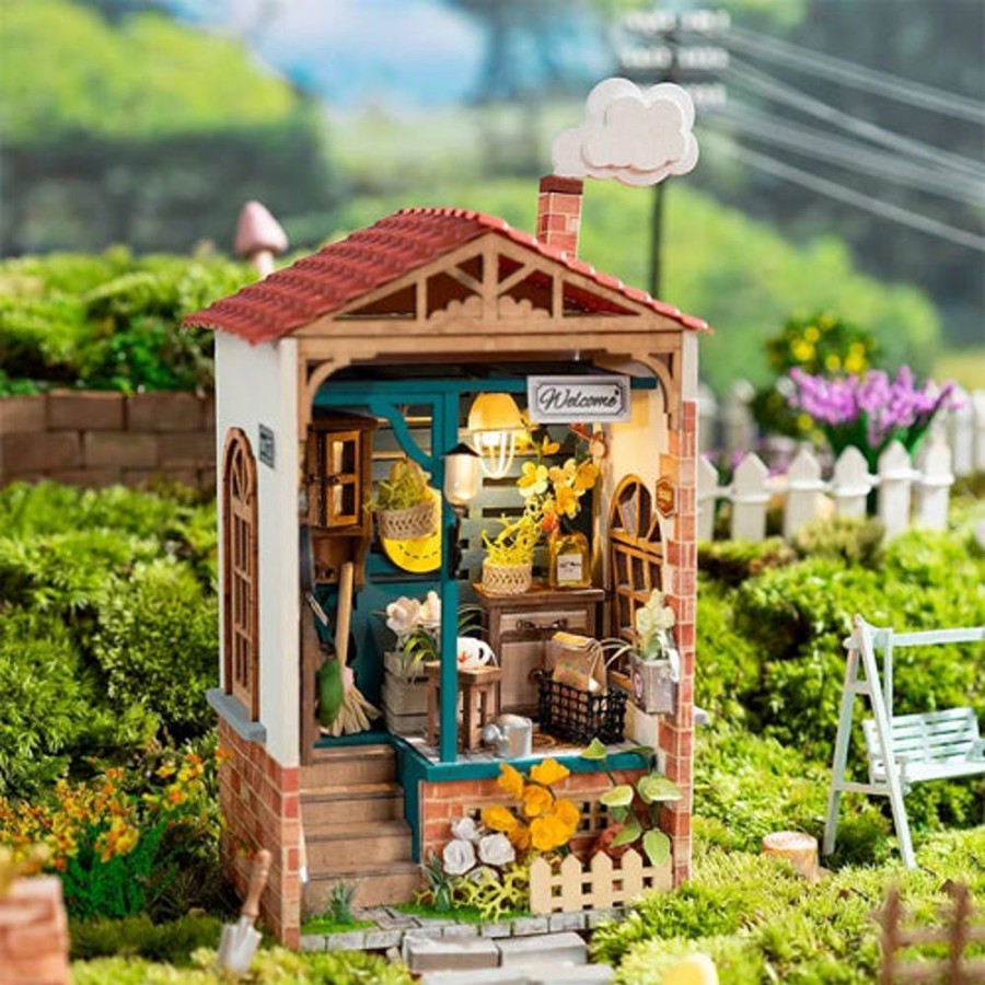 Wooden Toys Robotime | Dream Yard Miniature House